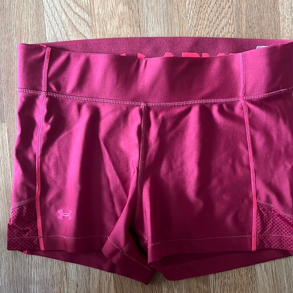 Under Armour spandex shorts BRAND NEW NEVER WORN. Sz Lg